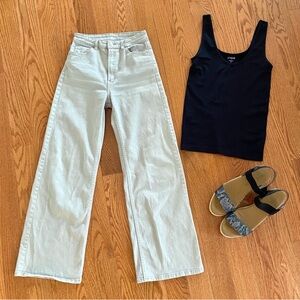 Divided H&M High-Waist Flare Jean